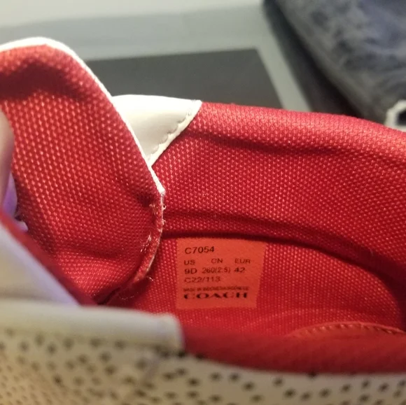 Coach Disney Mickey X Keith Haring Sneakers - Picture 6 of 7